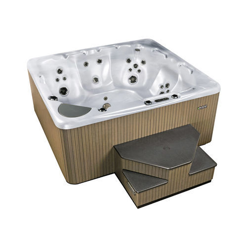 Spa hors-sol - 550 - Beachcomber Hot Tubs - carré / 4 places / en bois