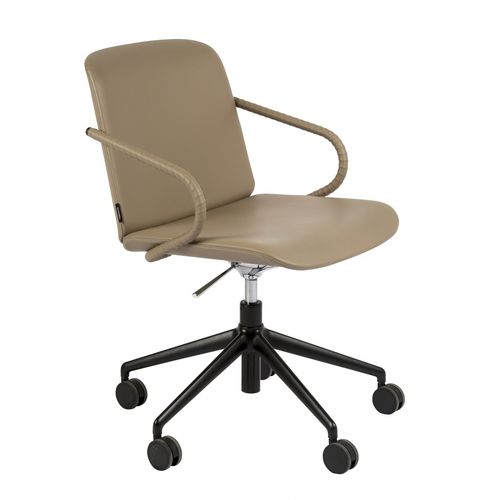 Chaise contemporaine - AMSTELLE - Swedese Möbler - d'intérieur / en tissu / en cuir