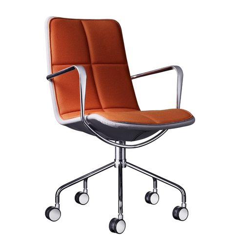 Chaise de conférence contemporaine - KITE - Swedese Möbler - en tissu / en cuir / avec piètement en acier