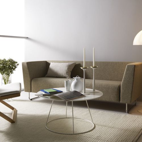 Table basse contemporaine - BREEZE - Swedese Möbler - en frêne / avec piètement en acier / ronde