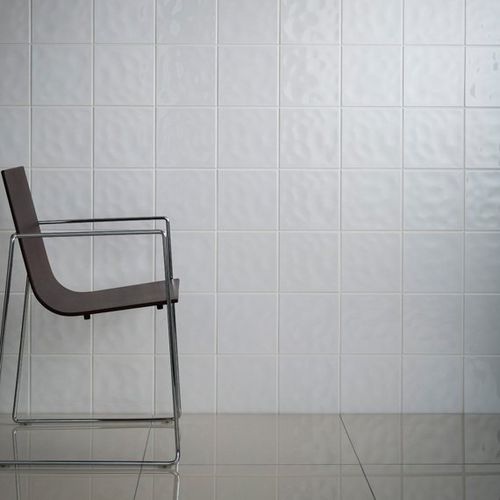 Carrelage en céramique - INTRO : CRISTAL - JOHNSON TILES - brillant / à relief / d'intérieur