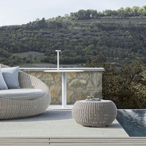 Table basse design - TWIGA - Atmosphera - en polyéthylène / avec piètement en polyéthylène / ronde