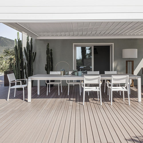 Table contemporaine - BRIDGE  - Atmosphera - en céramique / avec piètement en aluminium / rectangulaire