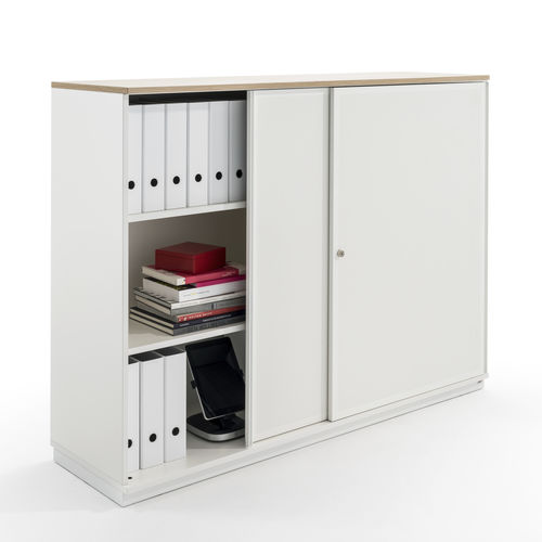 Armoire de classement basse - WINEA MAXX - WINI Büromöbel Georg Schmidt GmbH & Co. KG - haute / en placage de bois / avec porte battante
