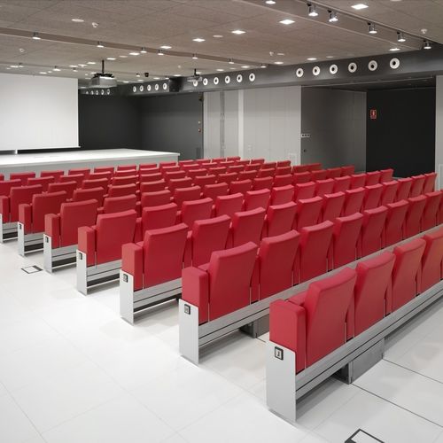Fauteuil d'auditorium contemporain - MUTARAIL - Figueras International Seating - en cuir / en fonte d'aluminium / en aluminium extrudé