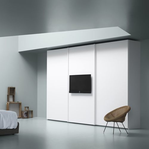 Armoire contemporaine - TV OUT - md house - en bois laqué / en frêne / à porte coulissante