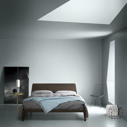 Lit double - VIVID - md house - contemporain / avec tête de lit / en bois laqué
