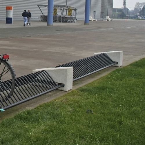 Range-vélo au sol - C - Calzolari - sécurisé / horizontal / double