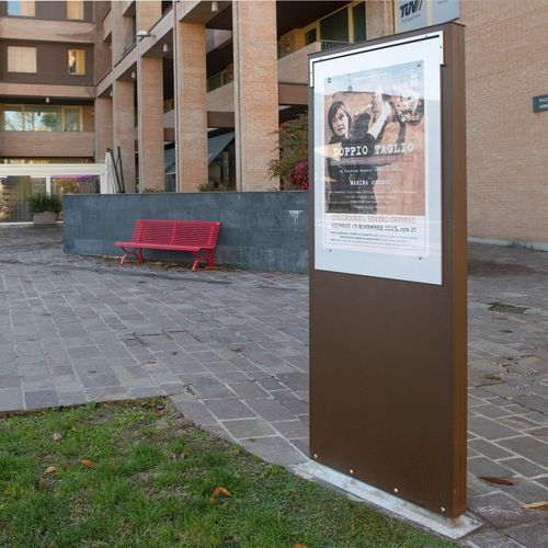 Totem publicitaire - NEW NETTUNO - Calzolari - d'extérieur / pour espace public / pour les zones urbaines