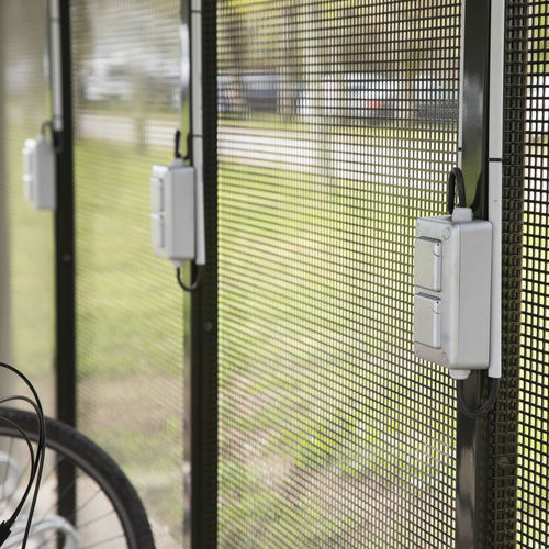 Station de recharge pour vélos électriques - ALOES RED - urbaine