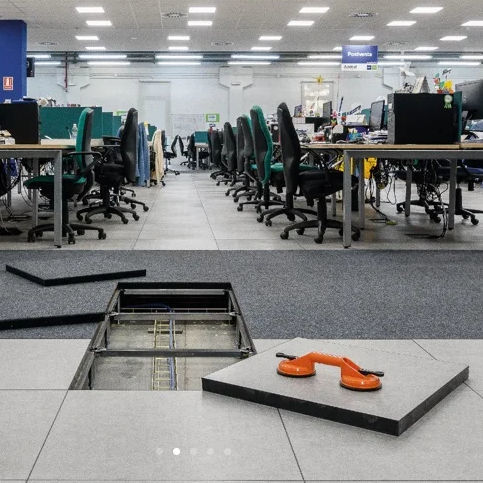 Sol en vinyle - HPV LIDER EXTRANOVO - ACCESS FLOOR POLYGROUP - d'intérieur / pour bureau / industriel