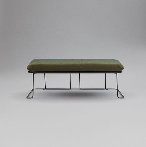 Banc contemporain - MERANO - B-LINE - en tissu / en acier galvanisé / en acier peint