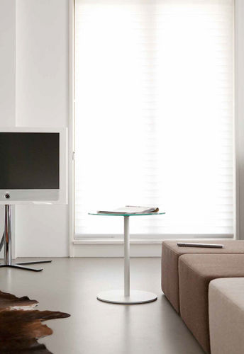 Table d'appoint contemporaine - FROST - Cascando - en verre / ronde / professionnelle