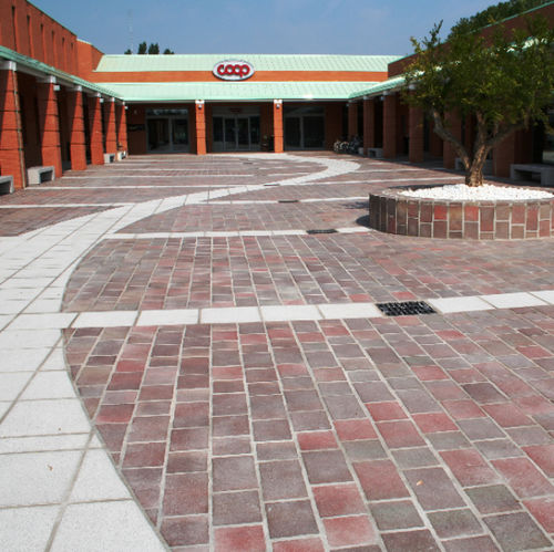 Dallage en béton - PORFIDO TRENTINO - MASPE PAVINGS - en pierre reconstituée / d'extérieur / piéton