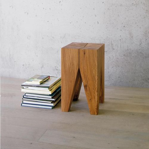 Tabouret contemporain - ST04 BACKENZAHN™ - e15 - en chêne / en noyer / en bois huilé