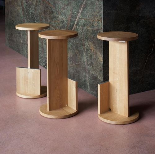 Tabouret de bar contemporain - TANK - e15 - en chêne / en noyer / en bois huilé