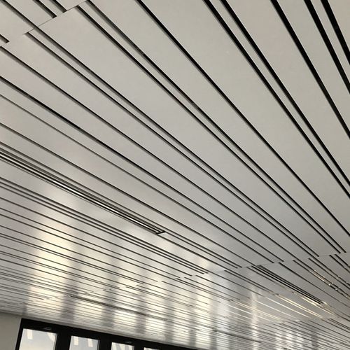 Faux-plafond en aluminium - S MULTILINE - Atena spa - en acier / en lames / d'intérieur