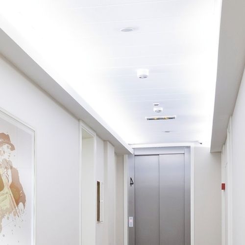 Faux-plafond en aluminium - "J" SYSTEM CORRIDOIO - Atena spa - en acier / en maille / en panneaux