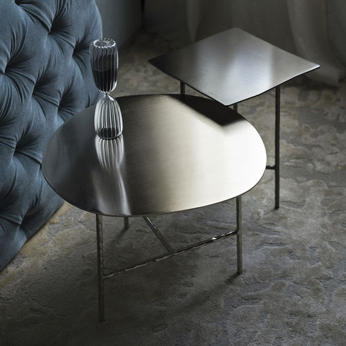 Table basse contemporaine - XXX - OPINION CIATTI - en acier / avec piètement en fer forgé / ronde