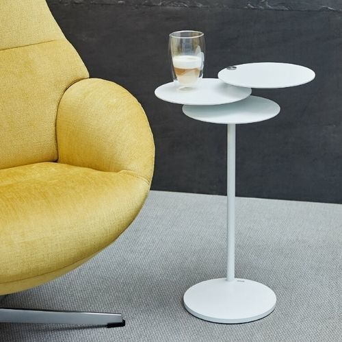 Table d'appoint contemporaine - MALÓ - pieperconcept - en acier à revêtement par poudre / avec piètement en acier / ronde