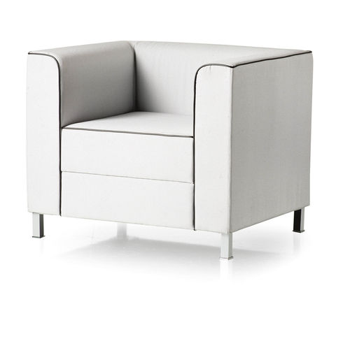 Fauteuil visiteur contemporain - AT - Fantoni - en cuir / en tissu / en bois