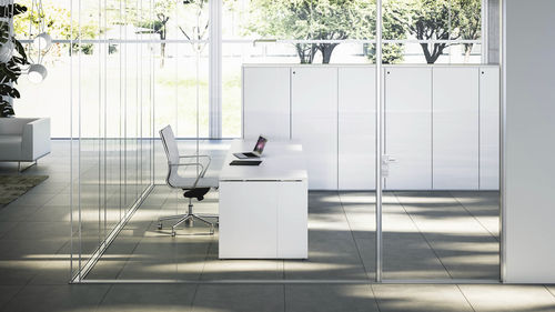 Séparateur de bureau au sol - I-WALLSPACE - Fantoni - en verre / en aluminium