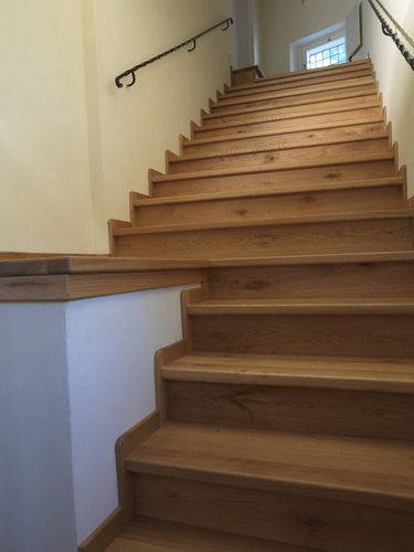 Escalier droit - STAIRS - ANTICO TRENTINO DI LUCIO SRL - quart tournant / en colimaçon / à marches en bois