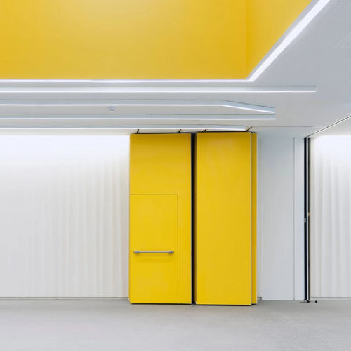 Cloison coulissante-empilable - PMI - ANAUNIA - mobile / modulaire / en bois