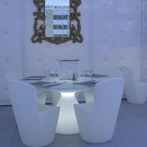 Table à manger contemporaine - ED - SLIDE - en verre / en polyéthylène / ronde