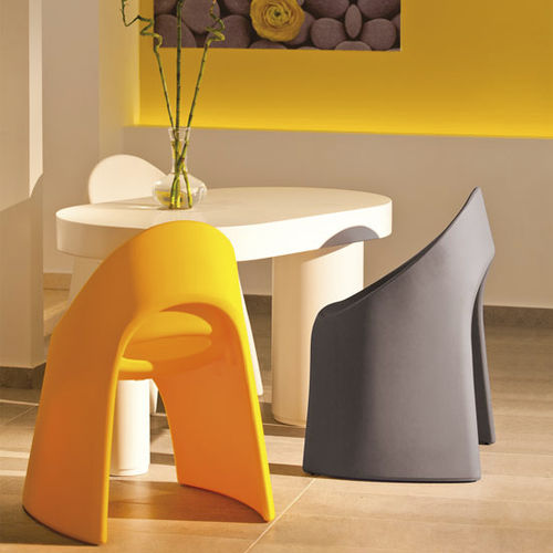 Chaise contemporaine - AMELIE - SLIDE - d'intérieur / en polyéthylène / empilable