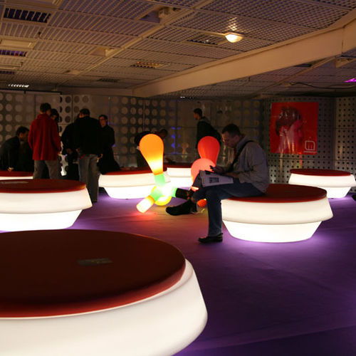 Pouf contemporain - GIÒ - SLIDE - en polyéthylène / rond / lumineux