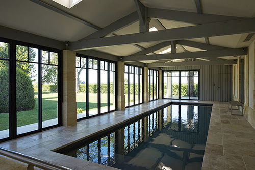 Piscine d'intérieur - CB BORDEAUX  - PISCINES CARRE BLEU - enterrée / en béton