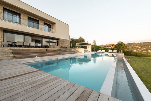 Piscine d'extérieur - COTE JARDIN LYON - PISCINES CARRE BLEU - enterrée / en béton
