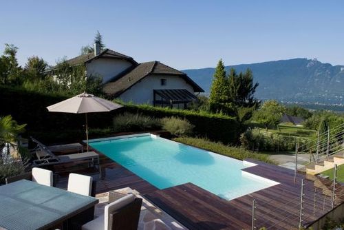 Piscine à débordement - ANNECY - PISCINES CARRE BLEU - d'extérieur / enterrée / en béton