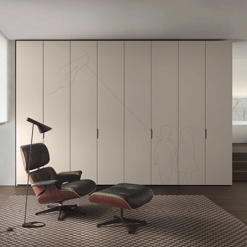 Armoire contemporaine - DECOR - Olivieri - en bois laqué / en placage de bois / en contreplaqué
