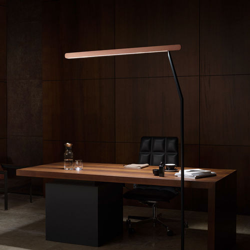 Lampe sur pied - MITO  - Occhio - en aluminium / contemporaine / d'intérieur