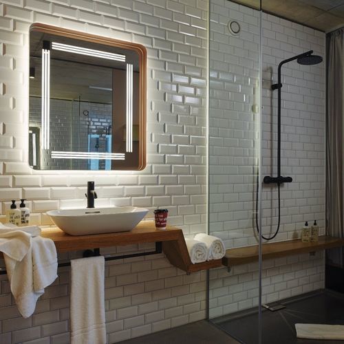 Miroir de salle de bain mural - 65.737.81 - Baulmann Leuchten - contemporain / carré / en acier inoxydable