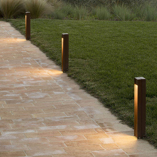 Borne d'éclairage de jardin - STANDING  - Goccia Illuminazione - contemporaine / en aluminium / à LED