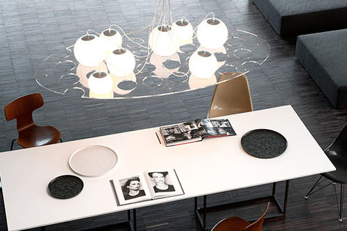 Lustre contemporain - PLATEAU - Oluce - en verre soufflé / en PMMA / professionnel