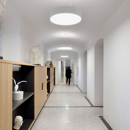 Luminaire suspendu - LONA S DI - Intra Lighting d.o.o. - fluorescent / rond / IP20