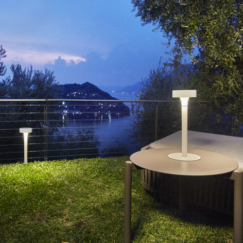 Lampe baladeuse - TRÈS JOLIE - Simes - en métal / contemporaine / à batterie rechargeable
