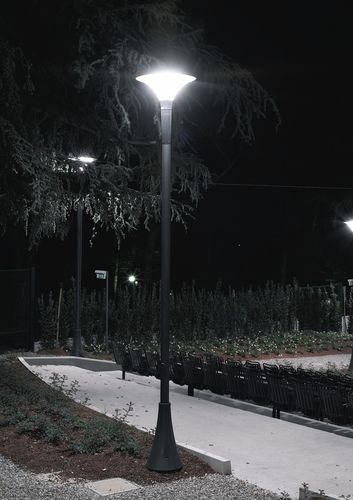 Lampadaire urbain - STUD  1 - Mareco Luce - contemporain / en fonte d'aluminium / en PMMA
