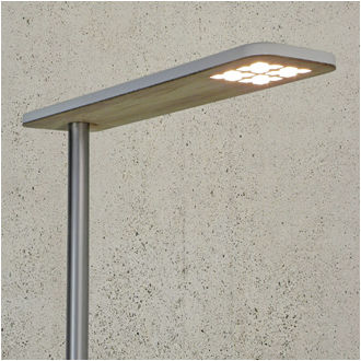 Lampe sur pied - LECCOR Leuchten GmbH - en métal / en chêne / en cerisier