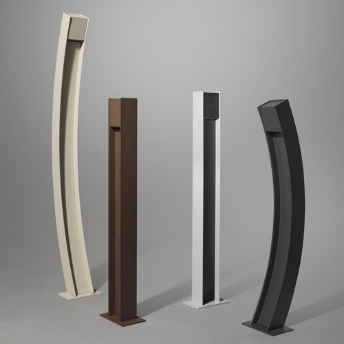 Borne d'éclairage de jardin - APACHE - LINEA LIGHT GROUP - contemporaine / en métal / en polycarbonate