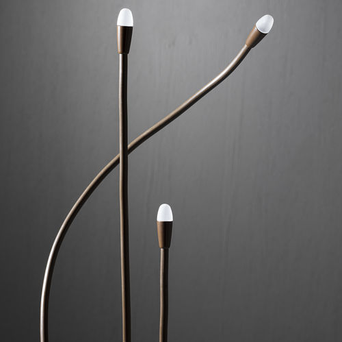 Borne d'éclairage de jardin - BLUM - LINEA LIGHT GROUP - contemporaine / en silicone / à LED