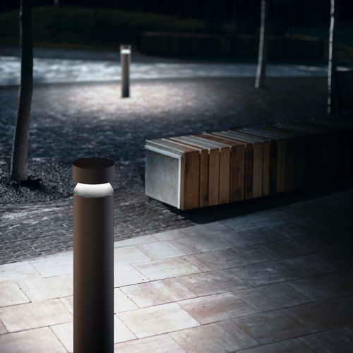 Borne d'éclairage de jardin - BUZZER - LINEA LIGHT GROUP - urbaine / contemporaine / en fonte d'aluminium