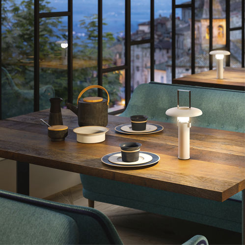 Lampe de table - CAMPING - LINEA LIGHT GROUP - en métal / contemporaine / rechargeable