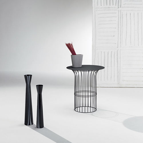 Table d'appoint contemporaine - CIRCLE - Siru Lighting - en acier peint / avec piètement en acier peint / ronde