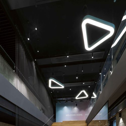 Luminaire suspendu - VICTORY - PROLICHT - apparent / à LED / triangulaire