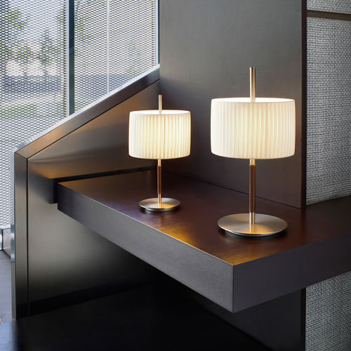 Lampe de table - DANONA - BOVER Barcelona - en méthacrylate / en cuir / contemporaine